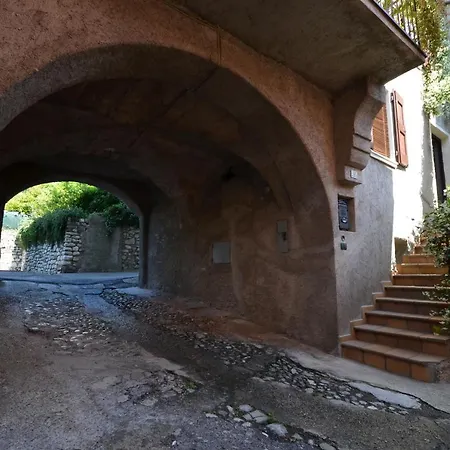 Semesterbostad Casa Gaino Toscolano Maderno