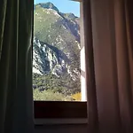 Casa Gaino 托斯科拉诺-马德尔诺